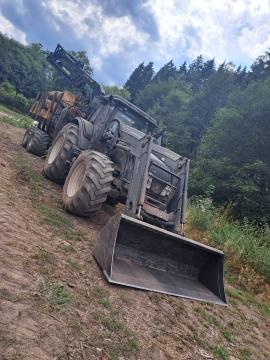 Forsttraktor VALTRA T193 | Forsttechnik | Holzverarbeitungs-Maschinen | KOMITrade s.r.o.