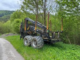 Forsttraktor VALTRA T193 | Forsttechnik | Holzverarbeitungs-Maschinen | KOMITrade s.r.o.